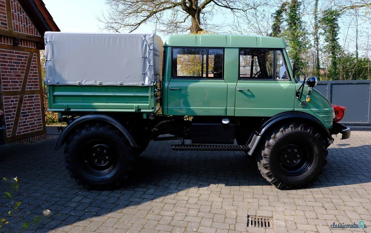 1971' Mercedes-Benz Unimog photo #1