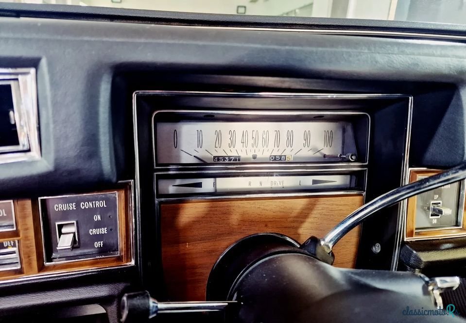 1974' Cadillac Deville photo #4