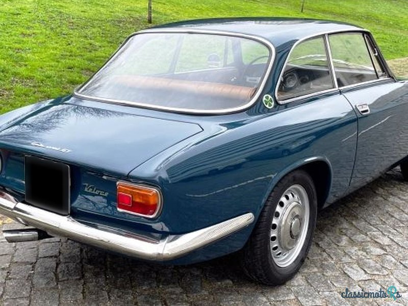 1966' Alfa Romeo Giulia photo #5