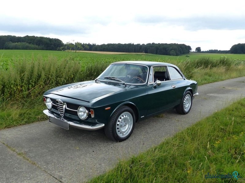 1970' Alfa Romeo Giulia photo #1