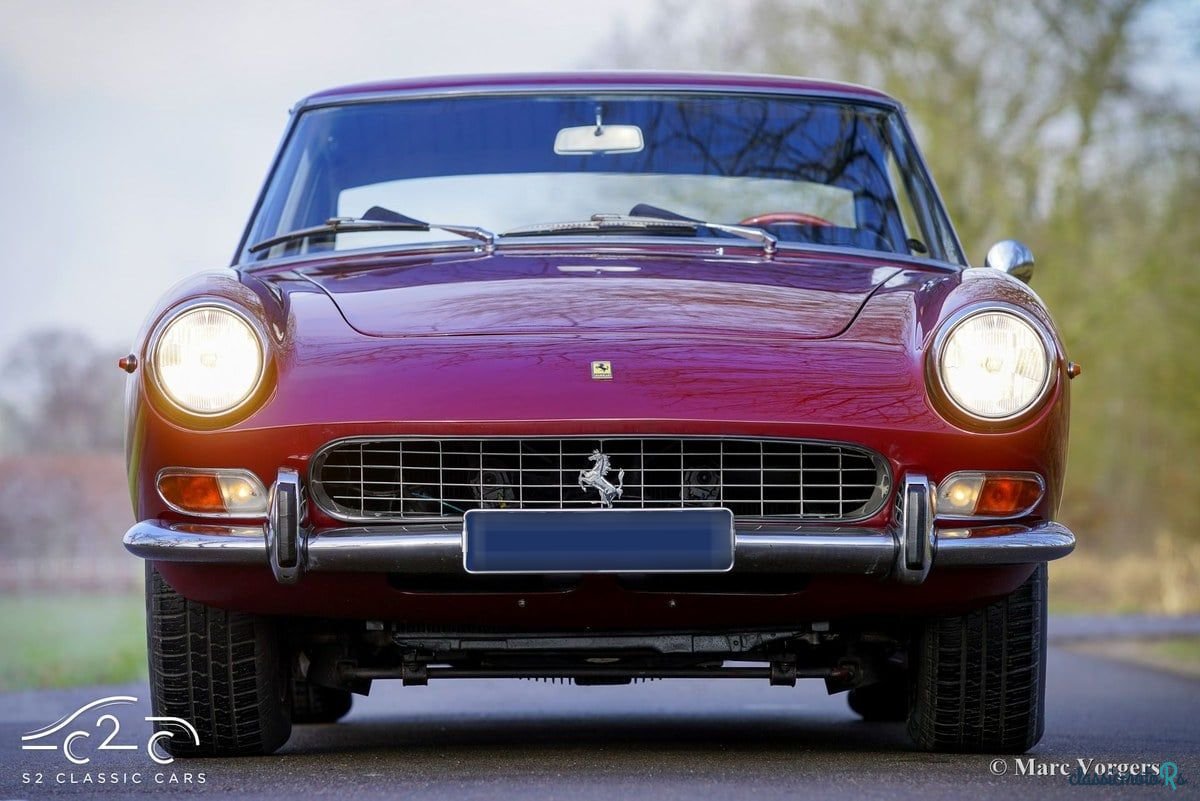 1966' Ferrari 330 photo #2