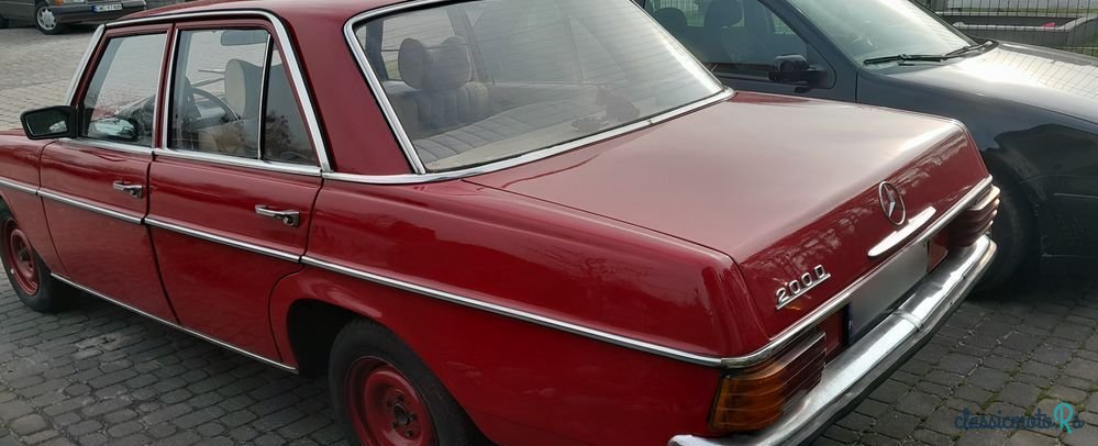 1977' Mercedes-Benz W114 W115 photo #5