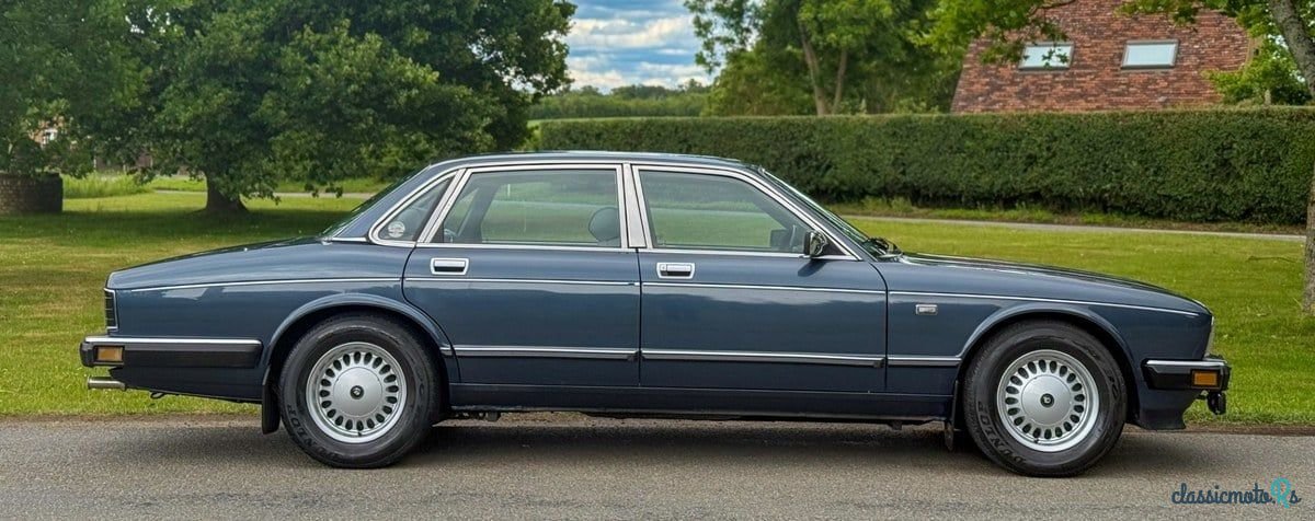 1990' Daimler Xj40 photo #1