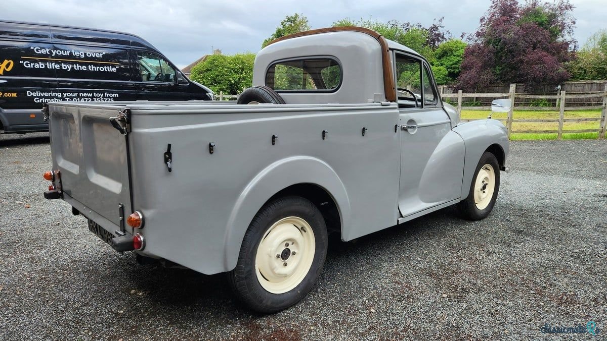 1969' Morris Minor photo #3