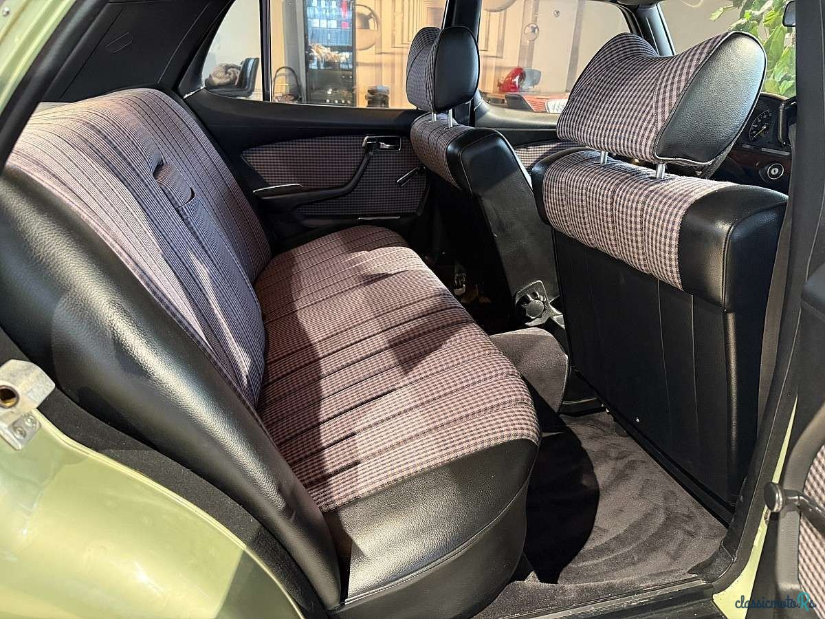 1979' Mercedes-Benz 280 photo #5