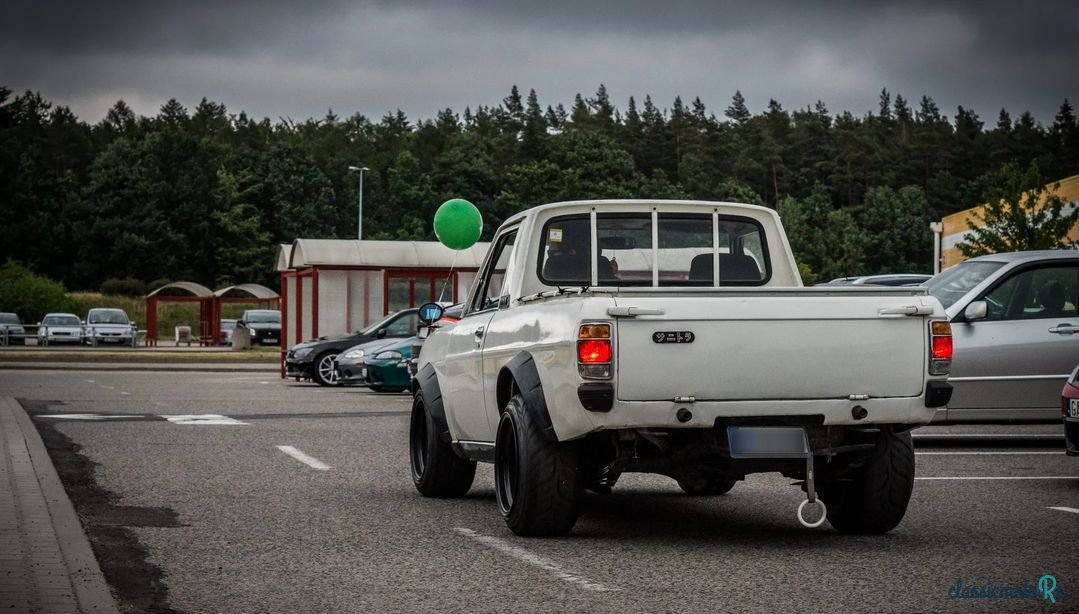 1976' Nissan Sunny photo #3