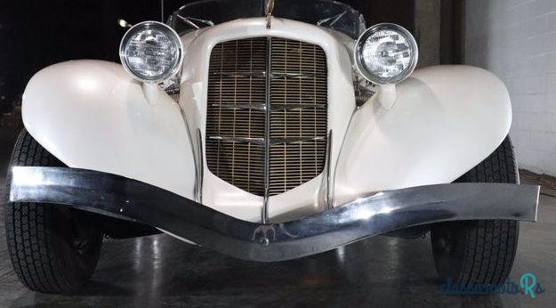 1936' Auburn photo #3