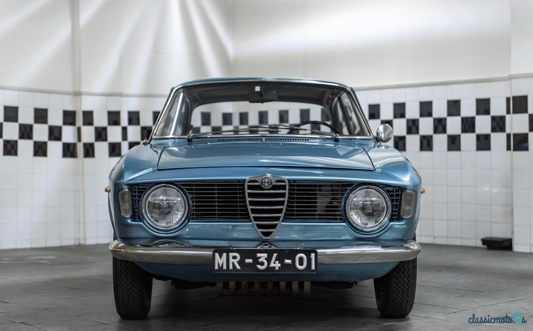 1964' Alfa Romeo Giulia photo #2
