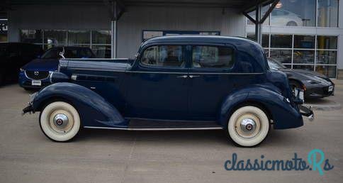 1937' Packard 115C photo #4