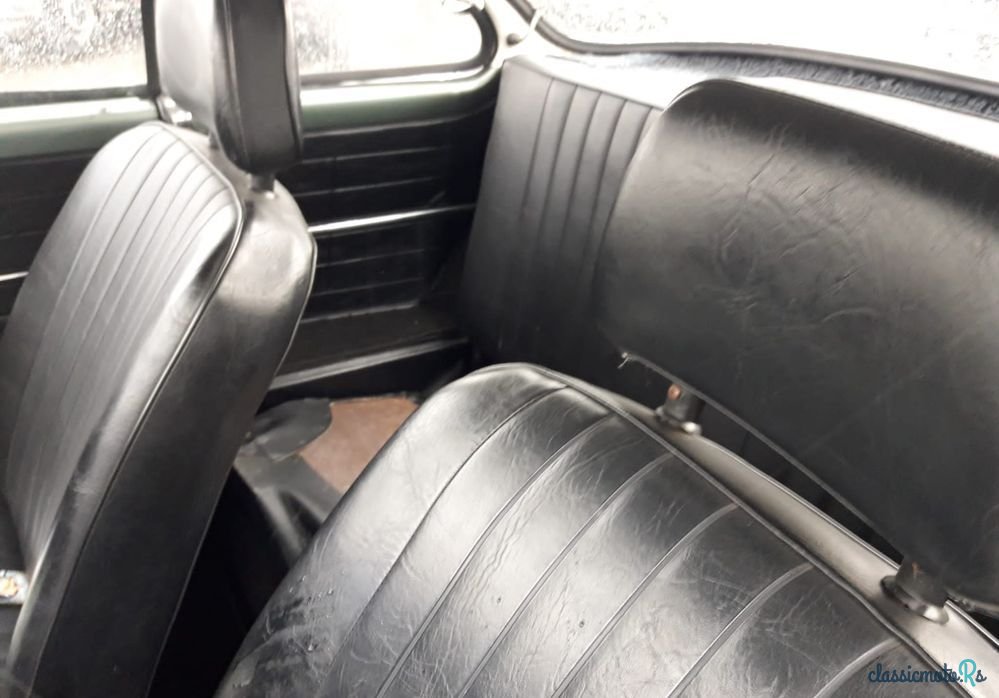 1971' Volkswagen Karmann Ghia photo #3