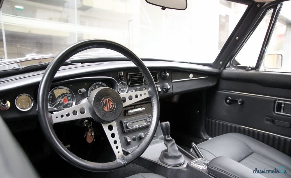 1972' MG MGB photo #3