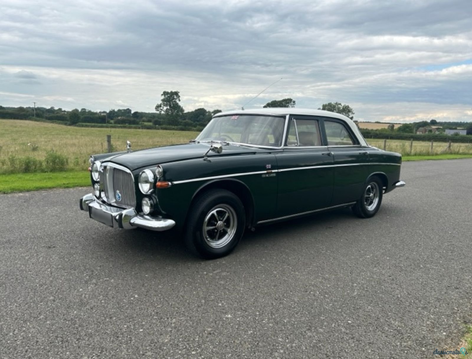 1972' Rover P5B Saloon for sale. Northamptonshire