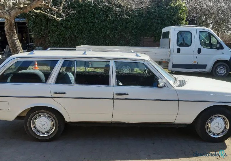 1980' Mercedes-Benz W123 photo #4