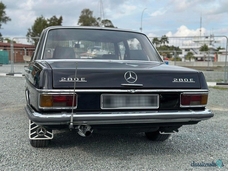 1971' Mercedes-Benz 888 photo #4