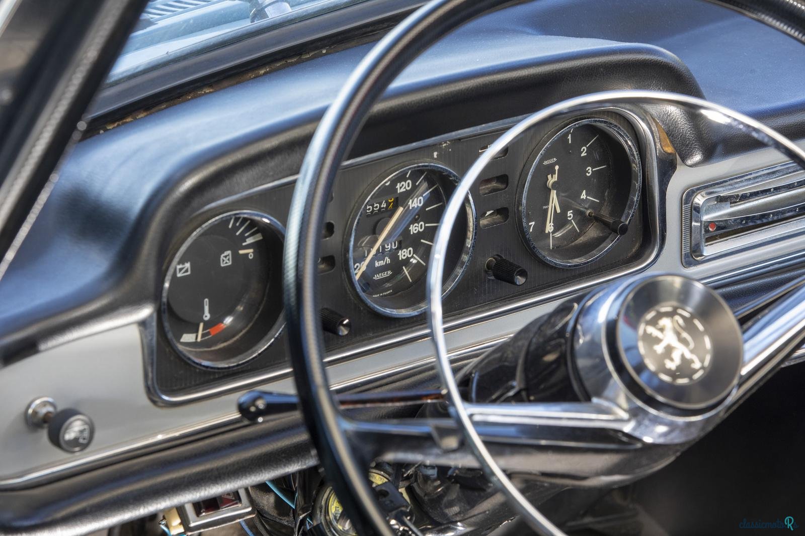 1967' Peugeot 404 Coupé photo #2