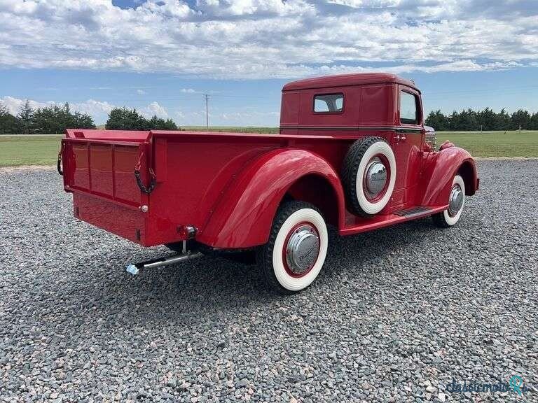 1948' Diamond T Model 201 photo #3