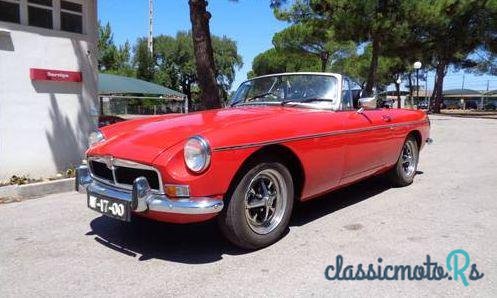 1974' MG Mg B photo #2