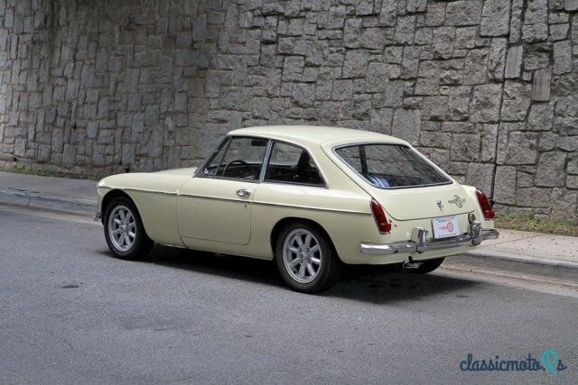 1967' MG MGB photo #5