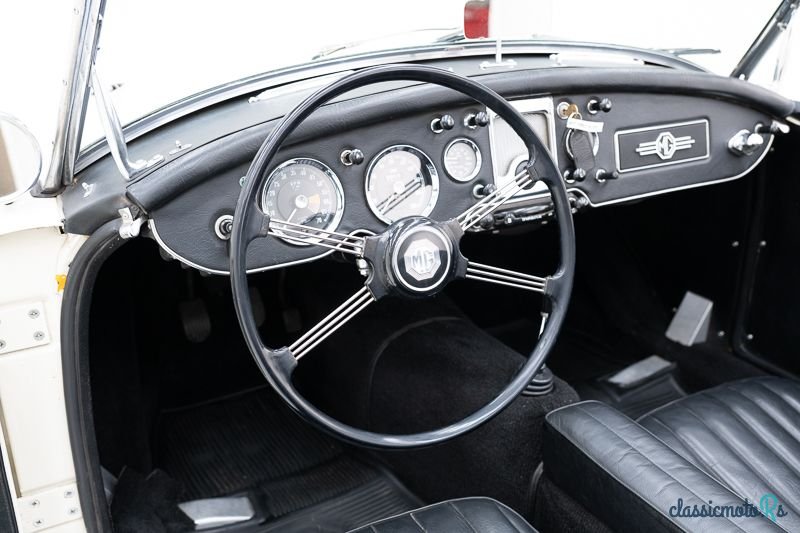 1962' MG MGA 1600 MK2 '62 CH05770 photo #5