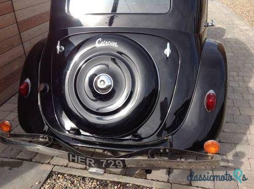 1949' Citroen Traction Avant Light 15 photo #1