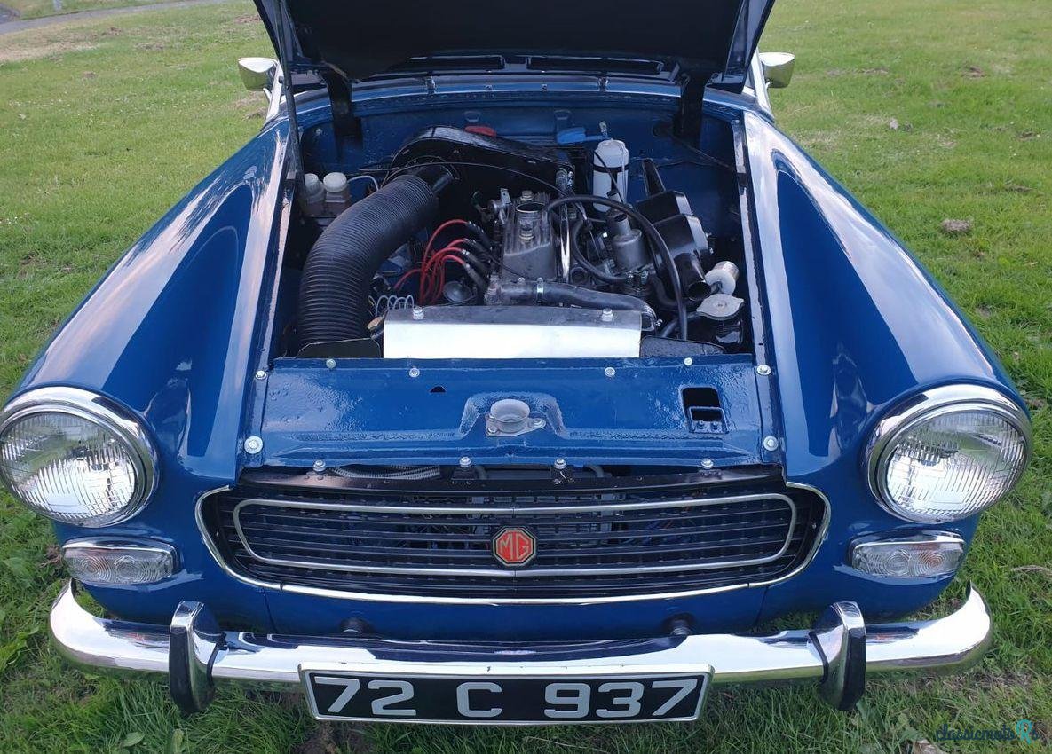 1972' MG Midget photo #4