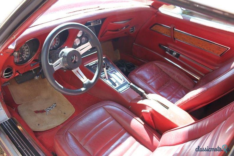 1976' Chevrolet Corvette photo #2