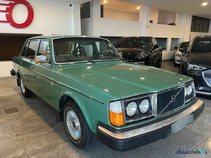 1979' Volvo 244 photo #3