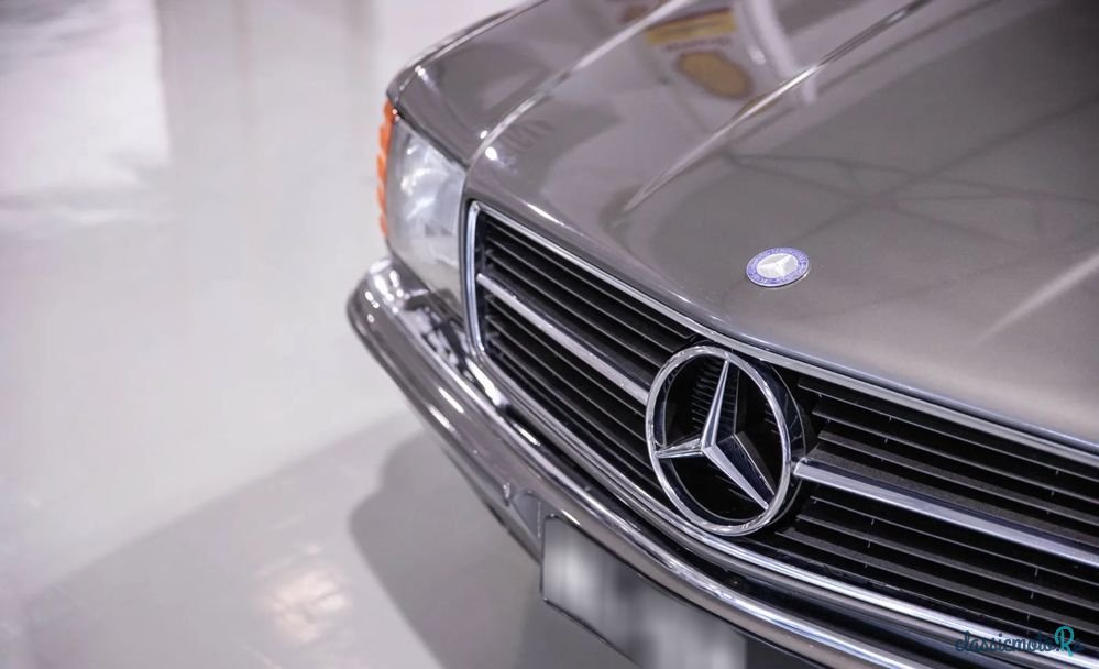 1982' Mercedes-Benz W126 380Sec photo #4