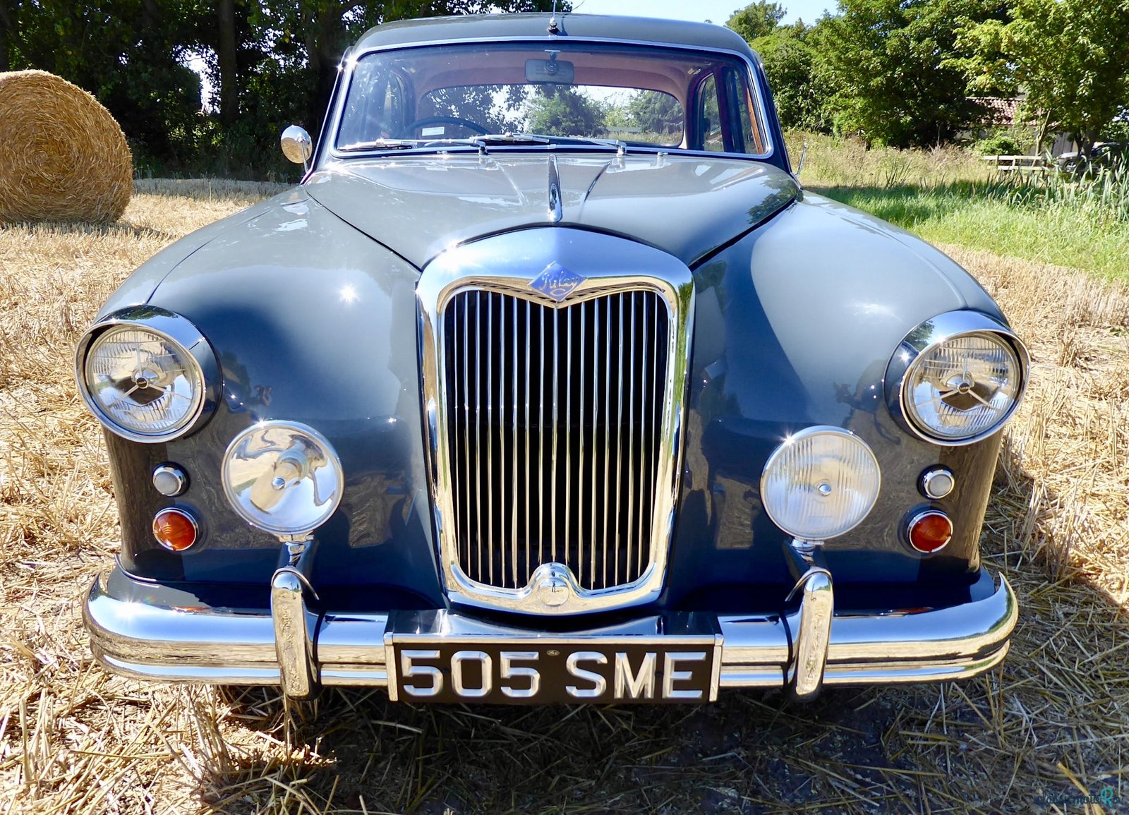 1958' Riley 2.6 photo #2