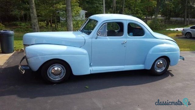 1941' Ford Super Deluxe photo #1