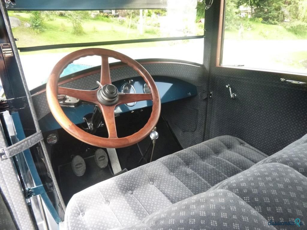 1926' Pierce-Arrow 7 Passenger Deluxe photo #4