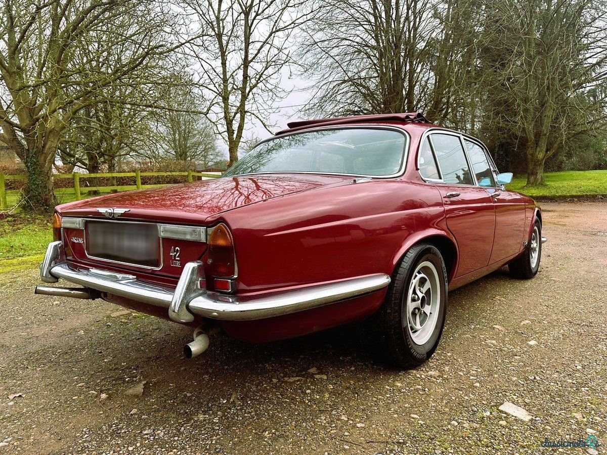 1972' Jaguar XJ photo #6