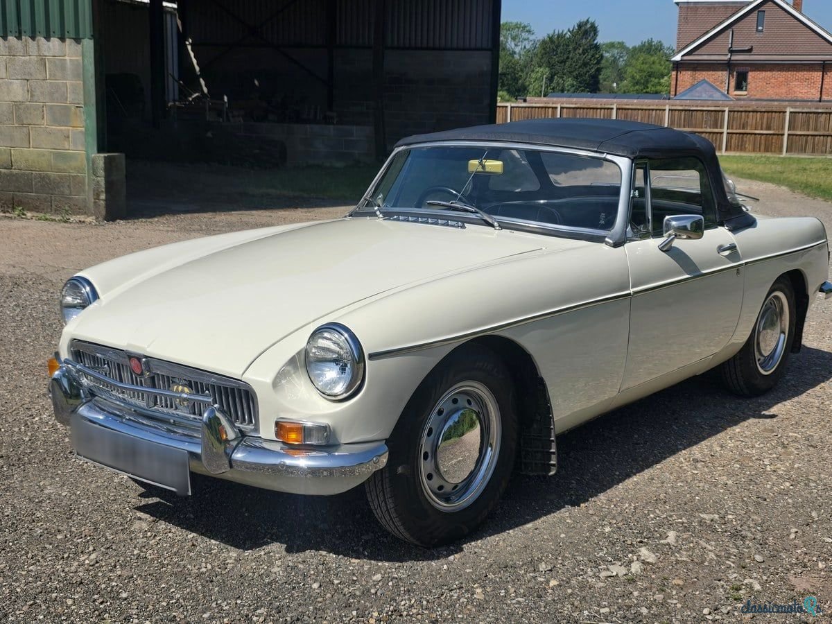 1964' MG MGB photo #3