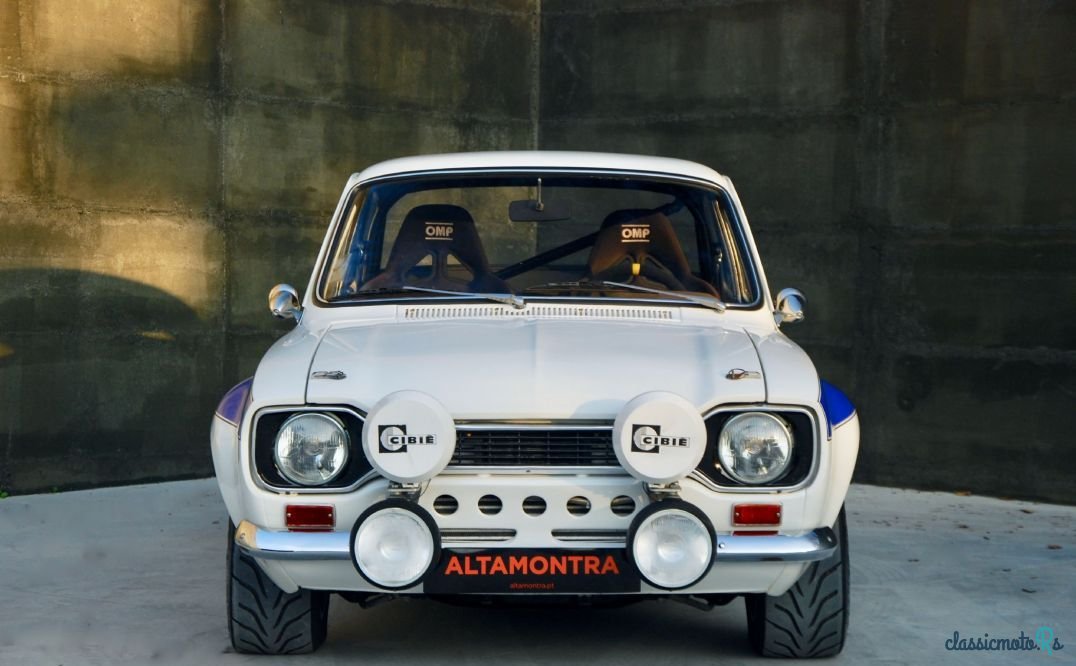 1975' Ford Escort photo #2