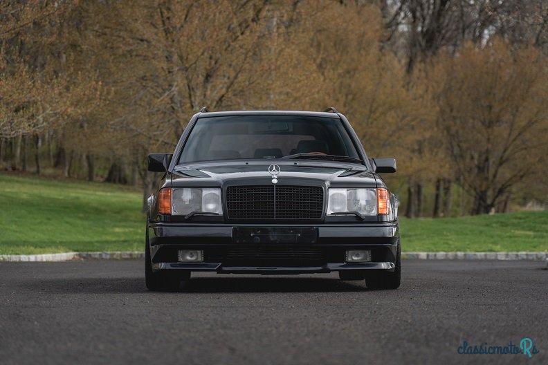 1993' Mercedes-Benz 300 TE photo #1