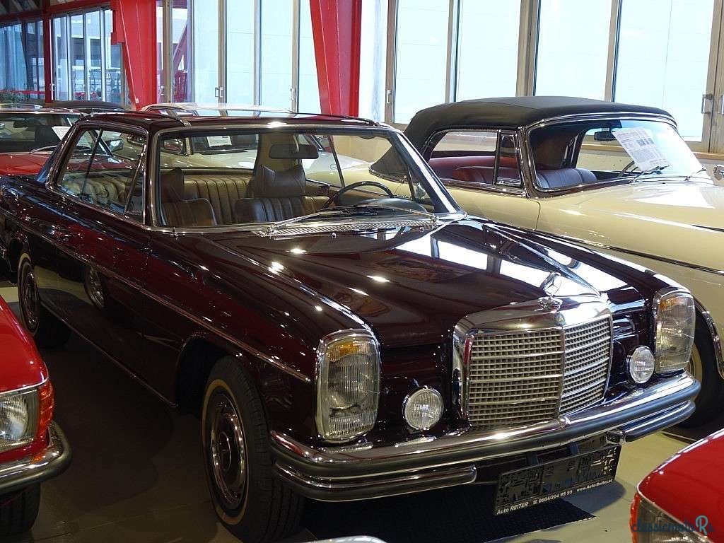 1971' Mercedes-Benz 250 photo #2