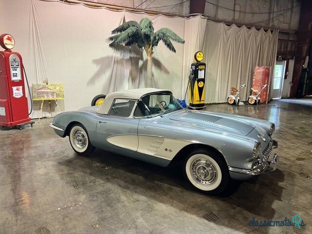 1958' Chevrolet Corvette photo #3