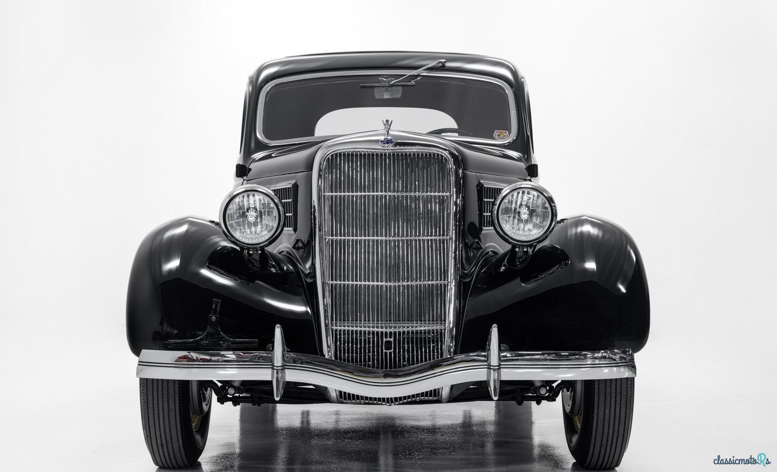 1935' Ford photo #4