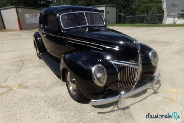 1939' Ford Deluxe photo #3