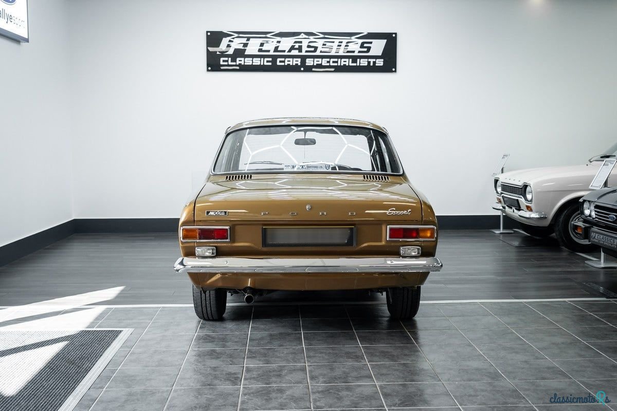1972' Ford Escort photo #3