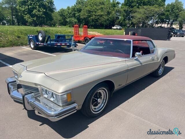 1973' Buick Riviera photo #2