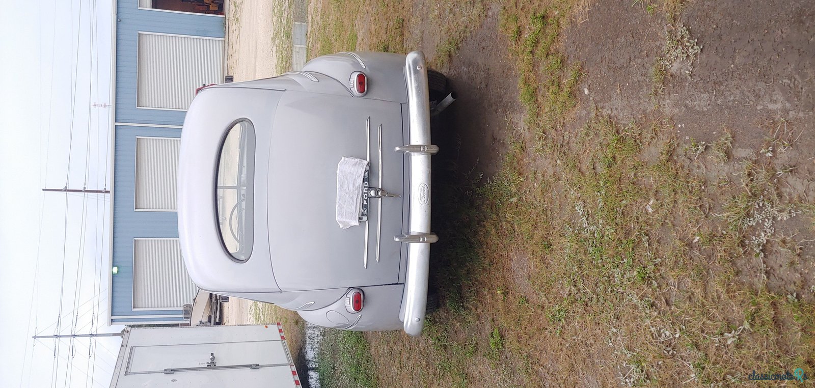 1946' Ford Super Deluxe photo #5