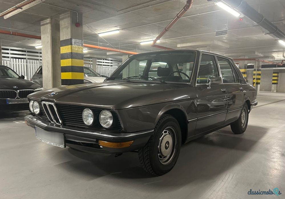 1975' BMW Seria 5 518 photo #3
