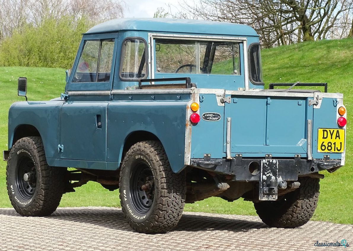 1971' Land Rover 88 photo #5