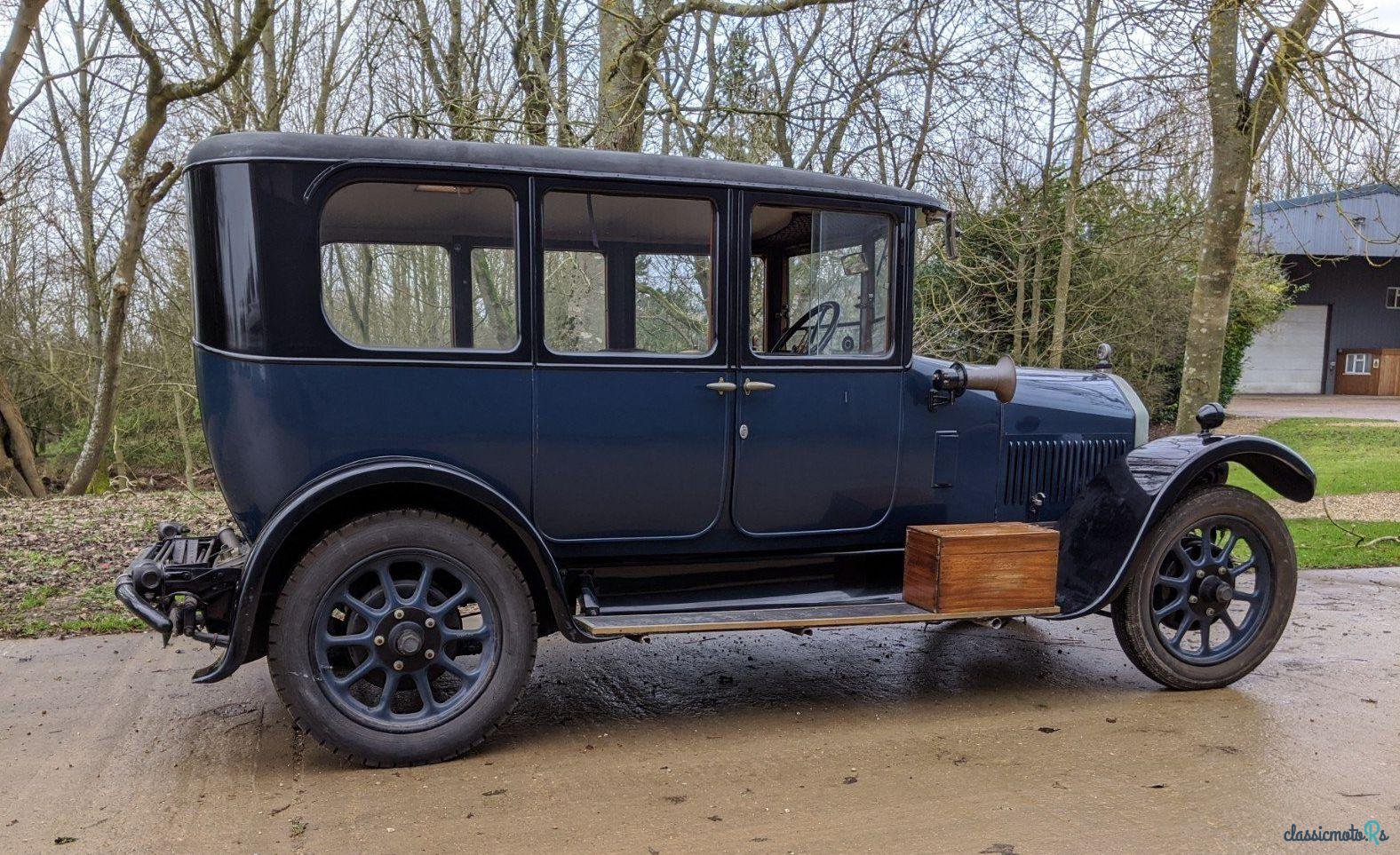1927' Humber 14/40 Six Light Saloon photo #2