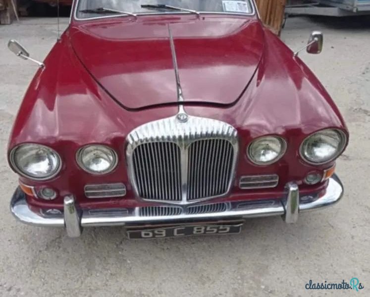 1969' Jaguar Daimler photo #2