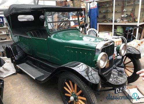 1921' Willys Overland Cabriolet photo #2