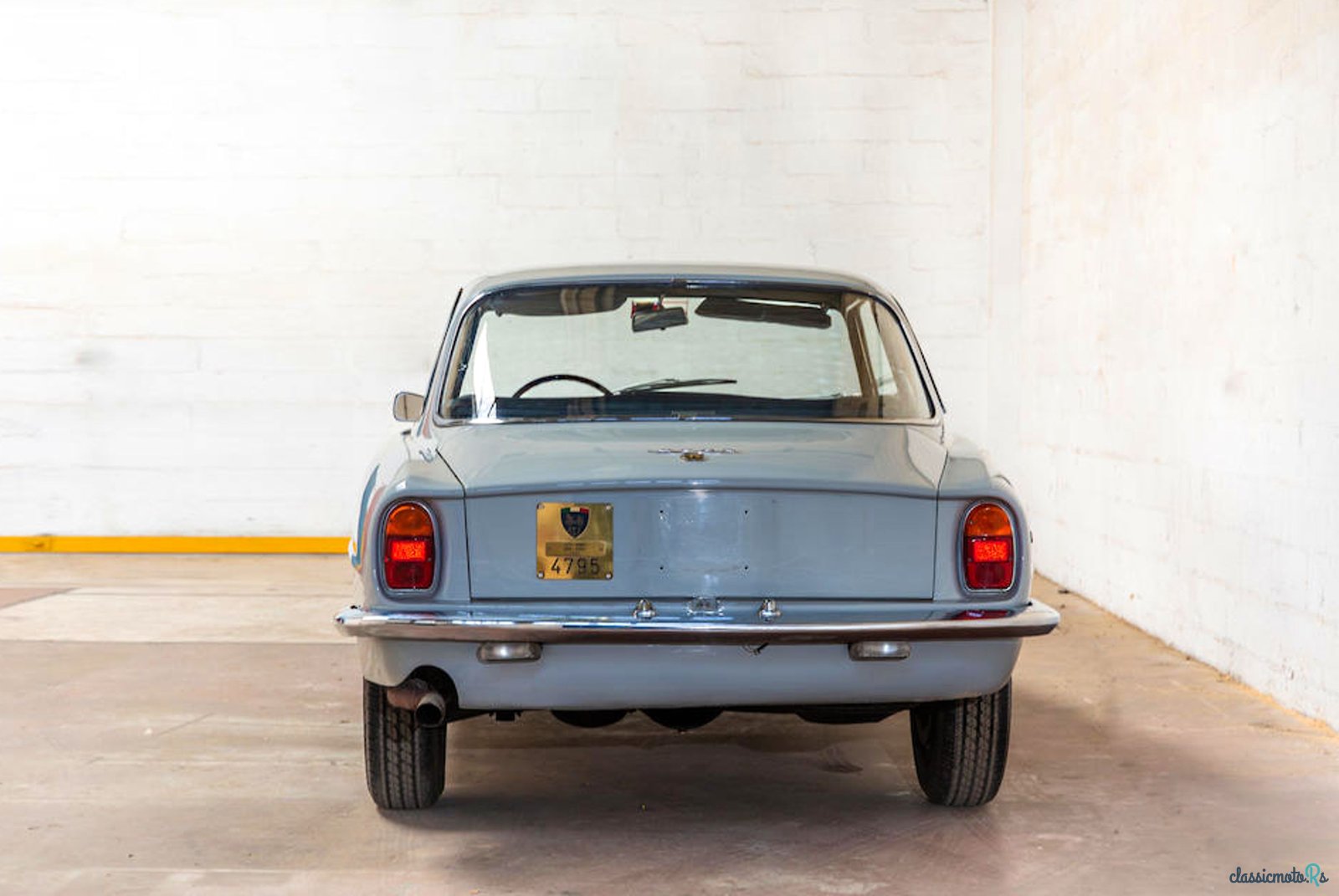 1963' Alfa Romeo 2600 photo #5