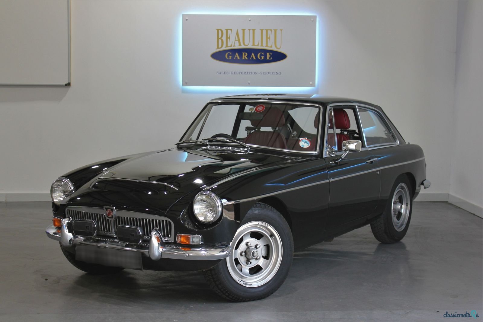 1968' MG MGC photo #1