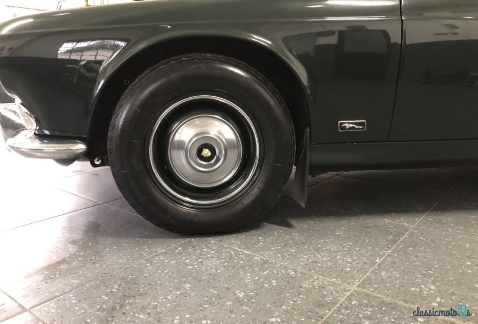 1973' Jaguar XJ photo #4